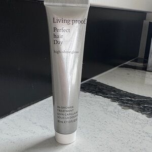 Living Proof Perfect Hair Day High-Shine Gloss in shower treatment- 30ml